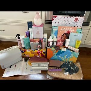 The ultimate FabFitFun, Ipsy, plus Voloom bundle!